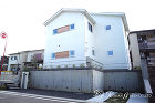 シンプルな平屋建ての建物にマッチするシン... 落ち着いた大人っぽさのあるナチュラルテイ...