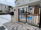 英国風の門まわり　彦根市