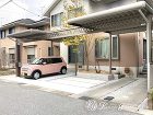 スタイリッシュなカーポートでおしゃれな外... 敷地に合わせたオリジナルカーポート　米原...