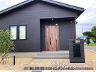 ナチュラルモダンな平屋建てのオープン外構... ナチュラルモダンな平屋建てのオープン外構...