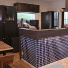 階段下はワンちゃんの小部屋、ステキなバル... /photo/gallery/1/ga12_slide_s_2.jpg