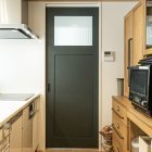 家事動線にこだわった家　?キッチンを中心...