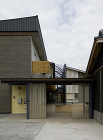 上白原の家　　建築作品　｜　リブ建築設計... images/works/kamishirahara-facade03.jpg