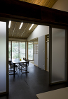 上白原の家　　建築作品　｜　リブ建築設計... images/works/kamishirahara-inside03.jpg