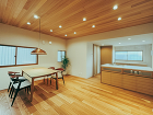 施工事例｜性能向上リノベーション実例集【... http://www.ms-as.jp/renovation/wp/wp-content/uploads/2025/07/tsuinosumika-after-1920x1440.jpg