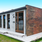 店舗　木製玄関ドア　WORKS　施工実例