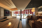 足と靴下の店　ごえん | 東海林健建築設... https://takerushoji.jp/wp-content/uploads/2021/10/HP-STK20210804_200A.jpg