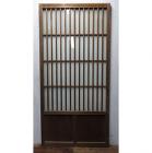 ひでしな商店 / 格子戸