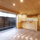 新宿区で　敷地20坪準耐火構造　木造3階　和モダンな木の家