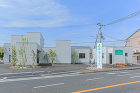 WORKS | 環境建築計画 | 和歌山... https://www.ieakkk.com/wp-content/uploads/2021/11/clinicpharmacy_in_izumisano_001-600x400.jpg