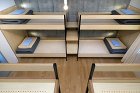 大学の宿泊施設の二段ベッド 1