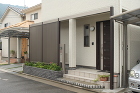 素敵な門周りと利用度UPした庭に変身　広...