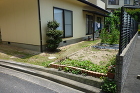 お家の雰囲気によく合った可愛らしい外構。... https://www.modern-h.jp/wp-content/uploads/P1040134.jpg