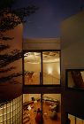 坂茂建築設計 