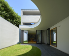 Wall Ajar House - na... /img/works/2009/045/004-ks%20house005_2000.jpg