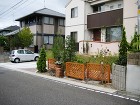 親しみやすいオープンなエクステリアガーデ...