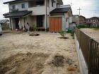 泥の汚れを気にせずに歩けるお庭になりまし...