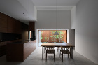 新根塚町の家 | 深山知子一級建築士事務... http://fukayama-architects.jp/wp-content/uploads/2021/03/DPP_0197.jpg
