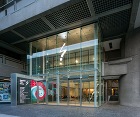 山梨文化会館　免震改修 | TANGE建...