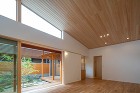 囲み庭のある家 http://ecology-design.jp/works/113_kakominiwa_no_aru_ie/_Q8A7323.jpg