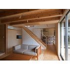 伊東建築計画室−小野原西の家 http://www.ito-arch.com/images/onoharanishi_05_s.jpg