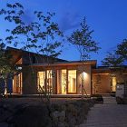 暮らしを、愉しむ家 | TEKTON｜テ... https://tekton-arch.com/wp-content/uploads/image/1QLS2019-300x300.jpg