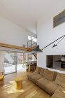 美崎町の家｜滋賀県の建築設計事務所・建築... https://alts-design.com/cms_wp/wp-content/uploads/2022/03/misakihouse-20-scaled.jpg
