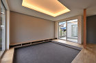 坂本3丁目の家｜滋賀県の建築設計事務所・... https://alts-design.com/cms_wp/wp-content/uploads/2023/09/Z7P_7352-scaled.jpg