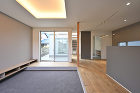 坂本3丁目の家｜滋賀県の建築設計事務所・... https://alts-design.com/cms_wp/wp-content/uploads/2023/09/Z7P_7366-scaled.jpg