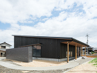 青地の家｜滋賀県の建築設計事務所・建築家... https://alts-design.com/cms_wp/wp-content/uploads/2025/07/FG2S2710.jpg