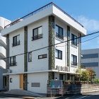 八王子の家改修 | 建築家 川勝崇道によ... https://t-kawakatsu.jp/images/2019/08/hachioji01-500x500.jpg