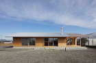 Slow Life 田園風景の中に建つ平... 外観杉下見板張小波板