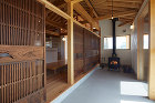 Slow Life 田園風景の中に建つ平... 土間薪ストーブF3