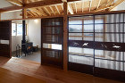 アンティーク建具居間薪ストーブ
