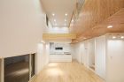 White ready-build ho... 夫婦と子供２人を想定した建売住宅
