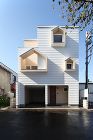 Small House ： 山内圭吉建築... 敷地面積25坪の狭小住宅