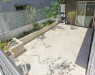 ?リビング前に素敵に広がる　Tile Terrace Gardenのあるお家?・・・豊橋市Ｆ様邸