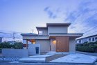 和歌山の家-lean to roof house-