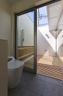 祐建築設計事務所 北野田の家?light court?