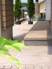 レンガ調笠木で縁取りした平板テラス　白井市Ｋ邸