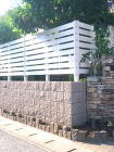 人工木材横板張りフェンスで目隠し　鎌ヶ谷市Ａ邸