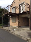 木製→アルミ製バルコニーで高耐久に　柏市... ２階の転落柵が一部無い危険な施工前
