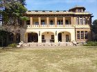 旧前田家本邸の庭側からの外観