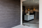 「Hair space mano-nic...