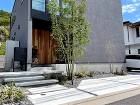広島の外構とお庭｜将来を見据えた本物の庭... https://image.jimcdn.com/app/cms/image/transf/none/path/sc5f1a39b57aac568/image/i0f6a5de7a661bf70/version/1620900851/image.jpg