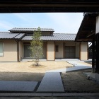 木村哲矢建築計画事務所 | 祝園の住まい 長屋門から見る外観