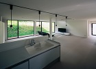 切妻屋根のモダンハウス／奈良県 - 建築...