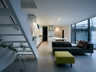 泉南のコートハウス - 建築実例 - 建... wp-content/uploads/2023/10/230416PM-039rHP.jpg
