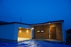 設計事例｜三重県で木や自然素材を生かした... https://smooooth2-site-one.ssl-link.jp/studio_aia200731/uploads/topics/29/66cd737439d6729_m.jpg