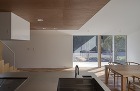 森との境界面の建築：起伏に富む周辺環境と... _src/47158/rna13.jpg